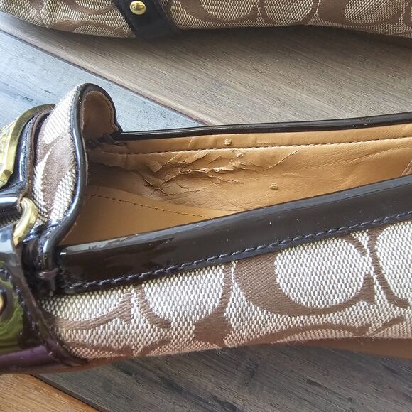 Coach New York Felisha Signature C Loafers Flats US 9B Brown Gold Buckle AS - Picture 7 of 9